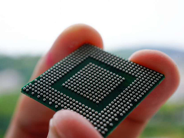 印刷電路板上維修BGA的步驟？